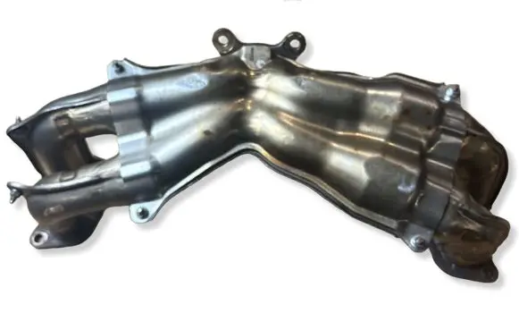 Subaru Forester SK Exhaust manifold 