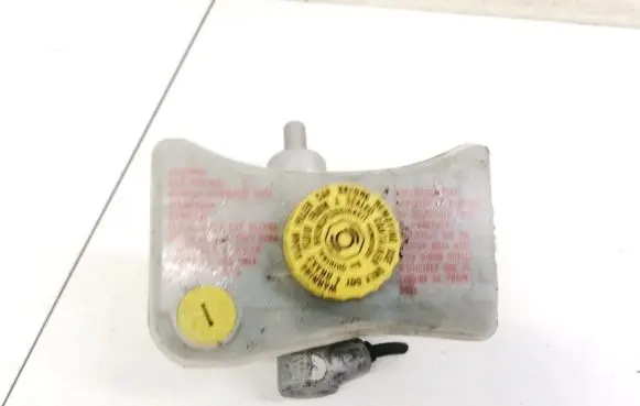 Audi A6 S6 C6 4F Master brake cylinder