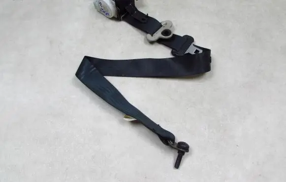 Mazda 2 Front seatbelt T89347T 0206 ID55400