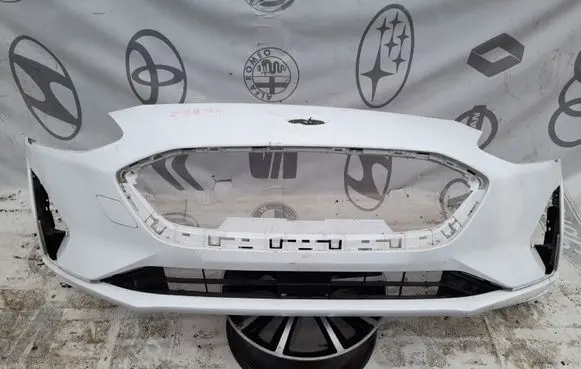 Ford Focus Front bumper
