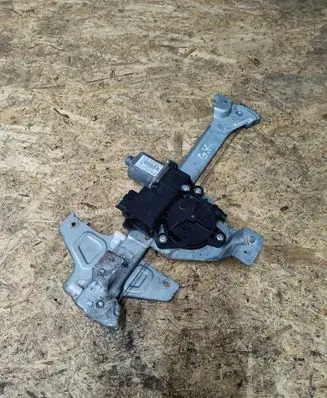 Rear door window regulator with motor