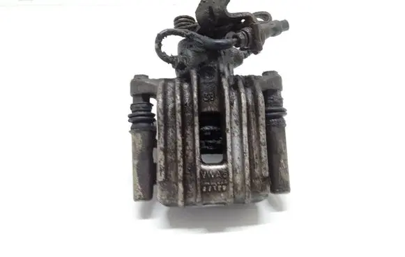 Skoda Octavia Mk2 (1Z) Rear brake caliper C8613491N 201130 P0913314