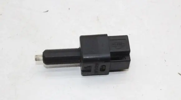 Nissan X-Trail T31 Brake pedal sensor switch