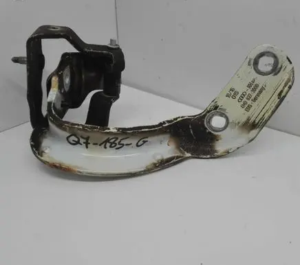 Audi Q7 4M Tailgate/trunk/boot hinge 4M0827300B