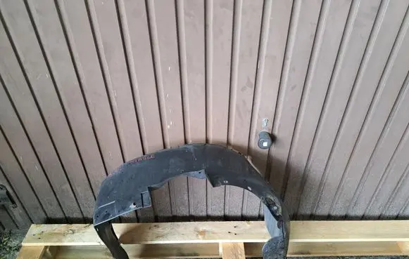 Saab 9-3 Ver1 Front wheel arch liner splash guards 4830097