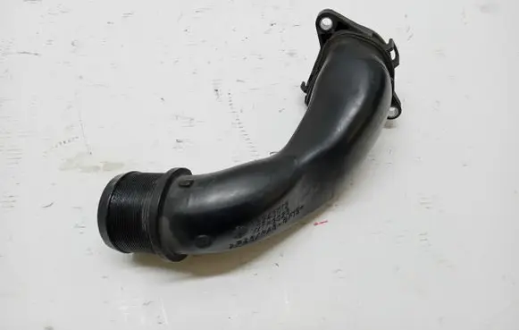 Opel Zafira B Engine coolant pipe/hose 13243012