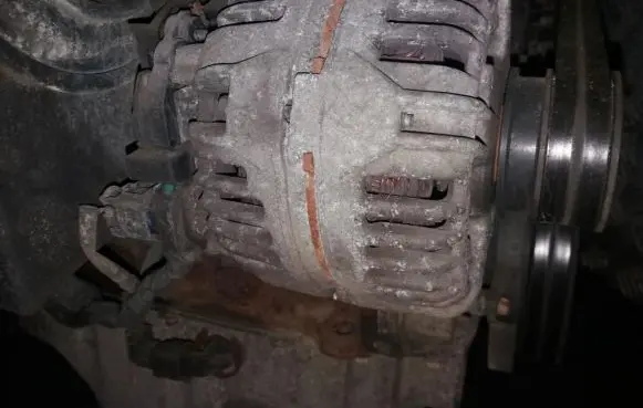 Opel Zafira B Generator/alternator