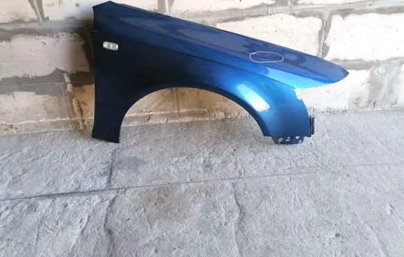 Audi A6 S6 C6 4F Fender