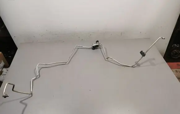 Air conditioning (A/C) pipe/hose