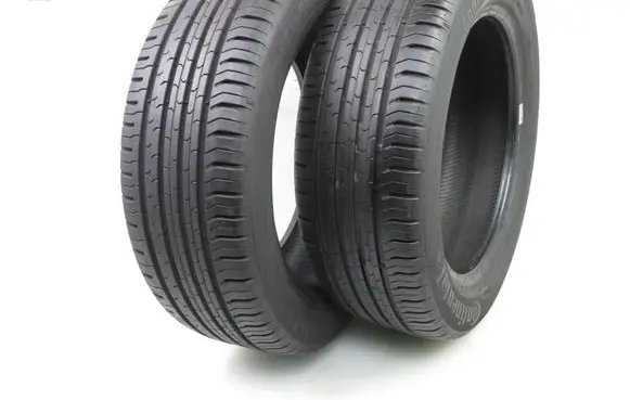 Volkswagen Golf V R16 summer tire 