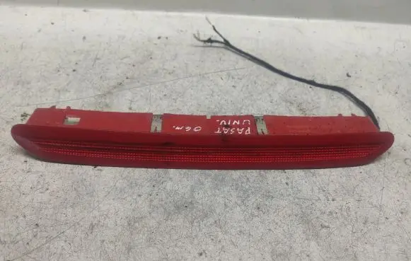 Volkswagen PASSAT B6 Third/center stoplight