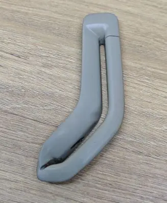 Volvo XC90 Seat belt trim RH1882