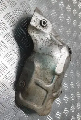 Toyota Avensis T250 Exhaust heat shield