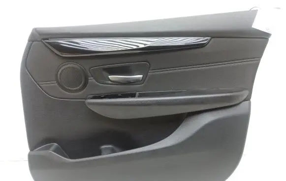 BMW 2 F46 Front door card panel trim