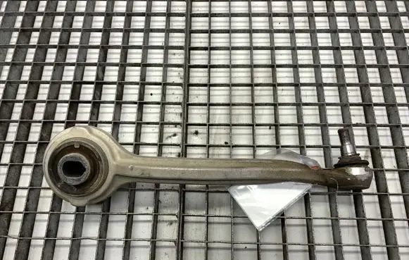 Mercedes-Benz C W204 Front control arm