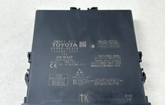 Toyota RAV 4 (XA50) Keyless (KESSY) go control unit/module 8999042310