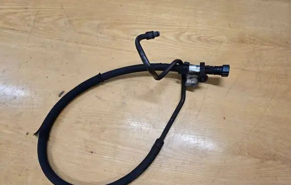 Ford Connect Power steering hose/pipe/line 2T143A713AD 0405112 040512