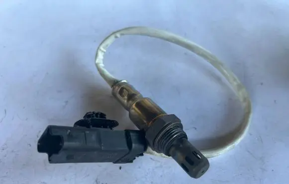 Peugeot 208 Lambda probe sensor 9673438580