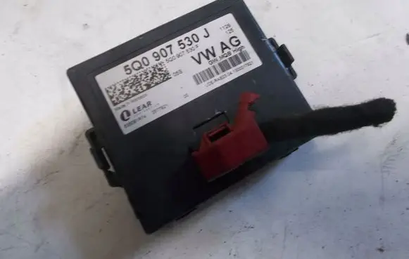 Audi A3 S3 8V Gateway control module 5Q0907530J