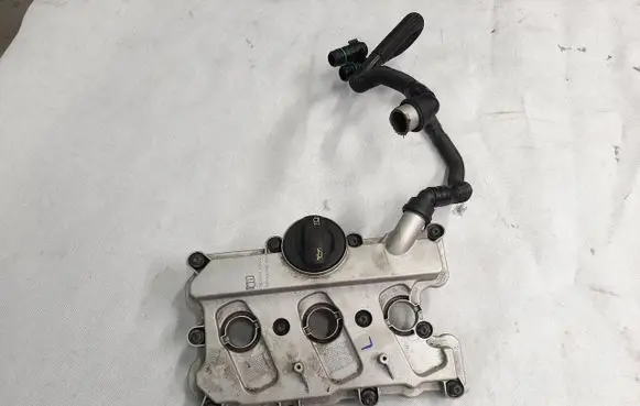 Audi A6 C7 Engine cover (trim) 06E103471P