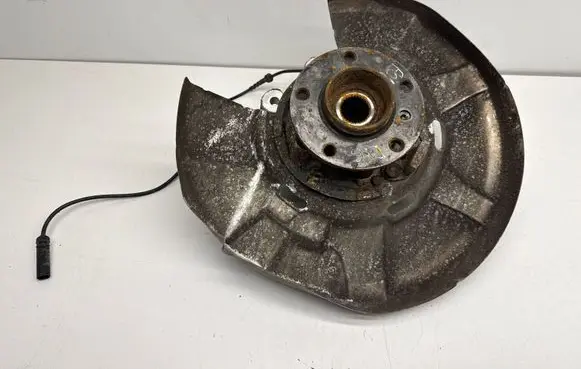 BMW 7 F01 F02 F03 F04 Rear wheel hub 6797448