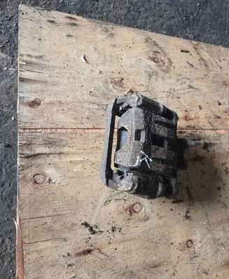Mazda CX-7 Rear brake caliper