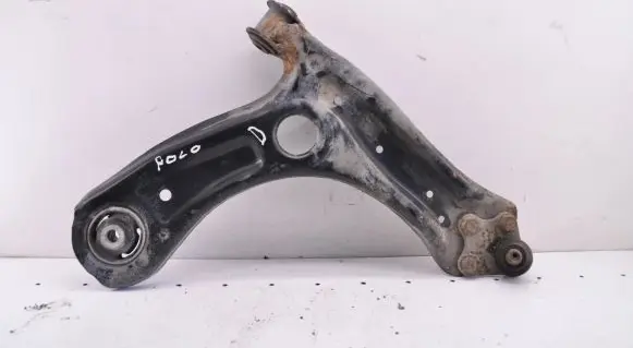 Volkswagen Polo Front lower control arm/wishbone 6R0407152