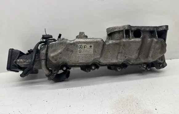 Mercedes-Benz B W245 Intake manifold A6400901137