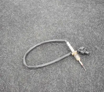 BMW 7 F01 F02 F03 F04 Oil temperature sensor 2656001902 7805606