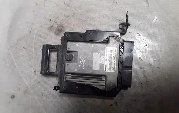 Hyundai Santa Fe Engine control unit/module 391012F200