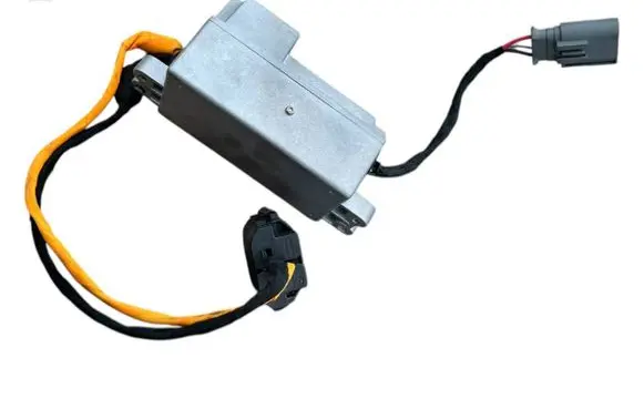 Voltage converter inverter
