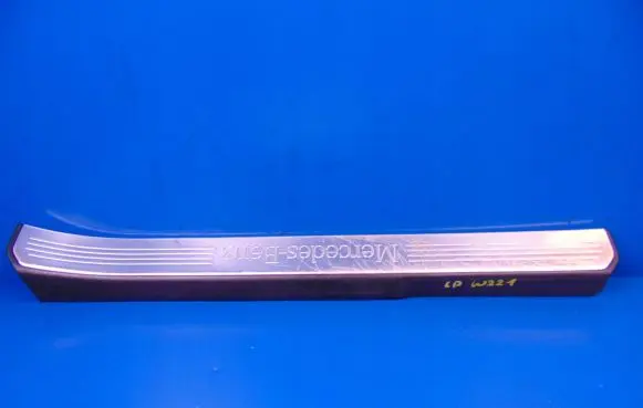 Mercedes-Benz S W221 Front sill trim cover