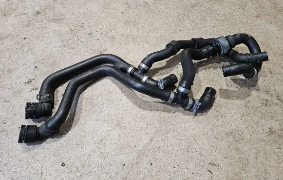 Volkswagen Tiguan Allspace Engine coolant pipe/hose 5QF121156