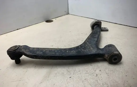 Citroen Berlingo Front lower control arm/wishbone