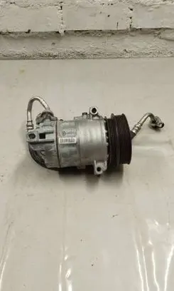 Volvo XC90 Air conditioning (A/C) compressor (pump) 31497908