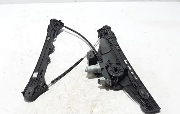 Front window lifting mechanism without motor