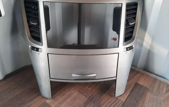 Subaru Legacy Dash center air vent grill