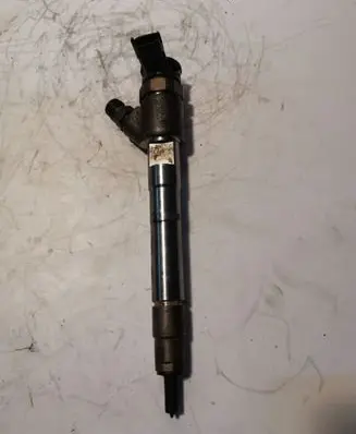 Jeep Grand Cherokee Fuel injector 0445110523