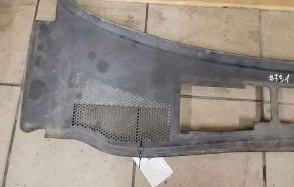 Skoda Superb B5 (3U) Wiper trim 3B1819417D