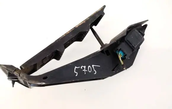 BMW X3 E83 Accelerator throttle pedal 3542677264601 35426772646-01