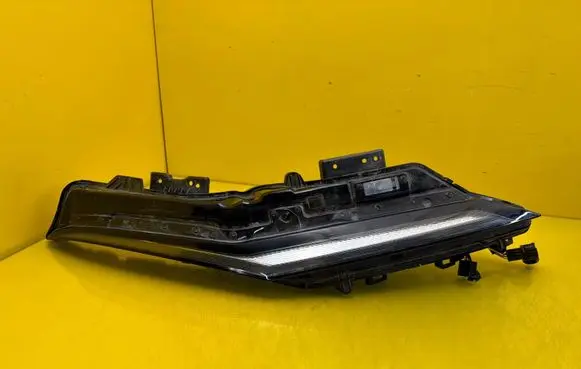 Nissan Ariya Headlight/headlamp 
