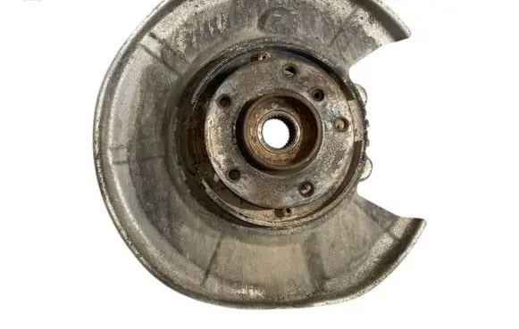 Rear wheel hub spindle/knuckle
