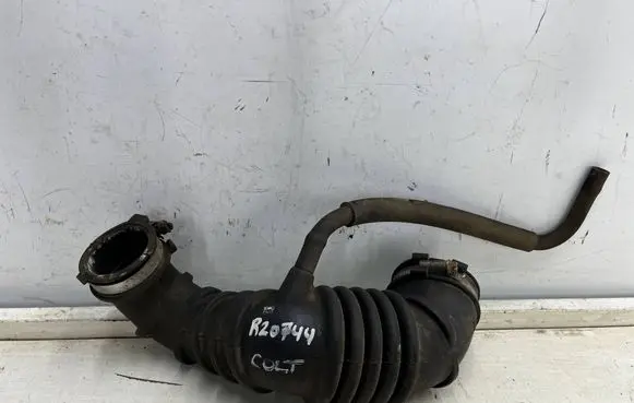 Smart ForFour I Air intake hose/pipe MN135108 A1345200001