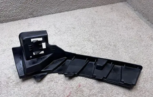 Mercedes-Benz E W238 Front bumper mounting bracket A2388857300