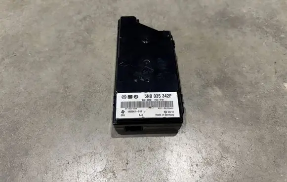 Volkswagen PASSAT B7 Head unit multimedia control 5N0035342F