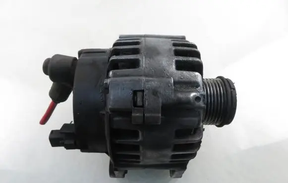 Mitsubishi Space Star Generator/alternator 8200022774