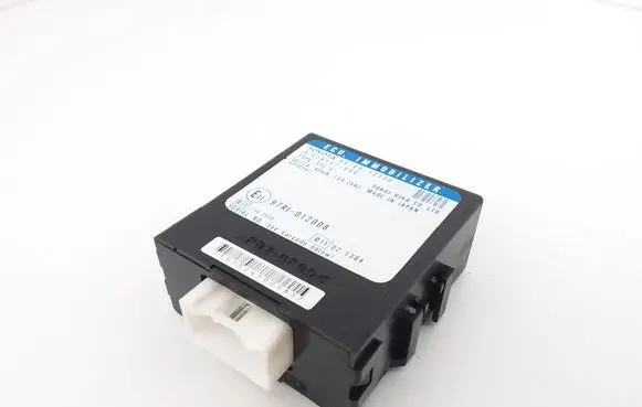 Toyota Corolla E120 E130 Immobilizer control unit/module 8978012130 626157000 97RI012008