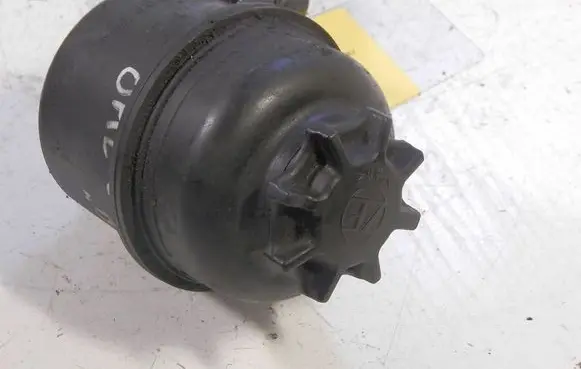 Opel Omega B1 Power steering fluid tank/reservoir 