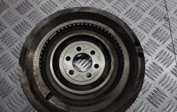 Skoda Fabia Mk1 (6Y) Dual mass flywheel 03D105271