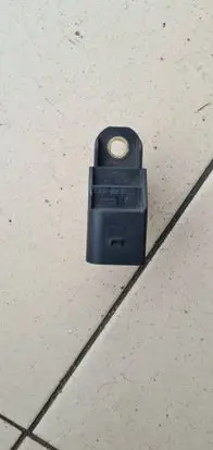 BMW 5 E60 E61 Camshaft position sensor 7792256